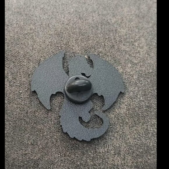 Dragon Pin - Picture 2 of 2